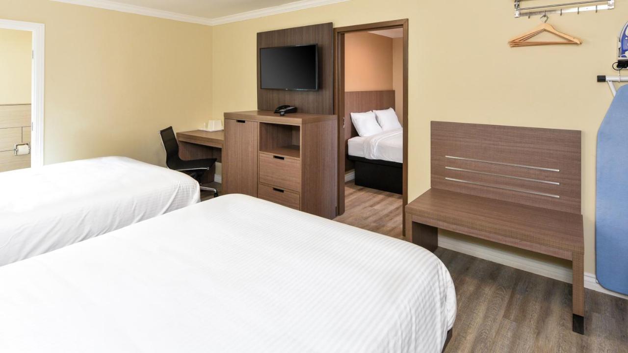 Hotel Sea Rock - Long Long Beach